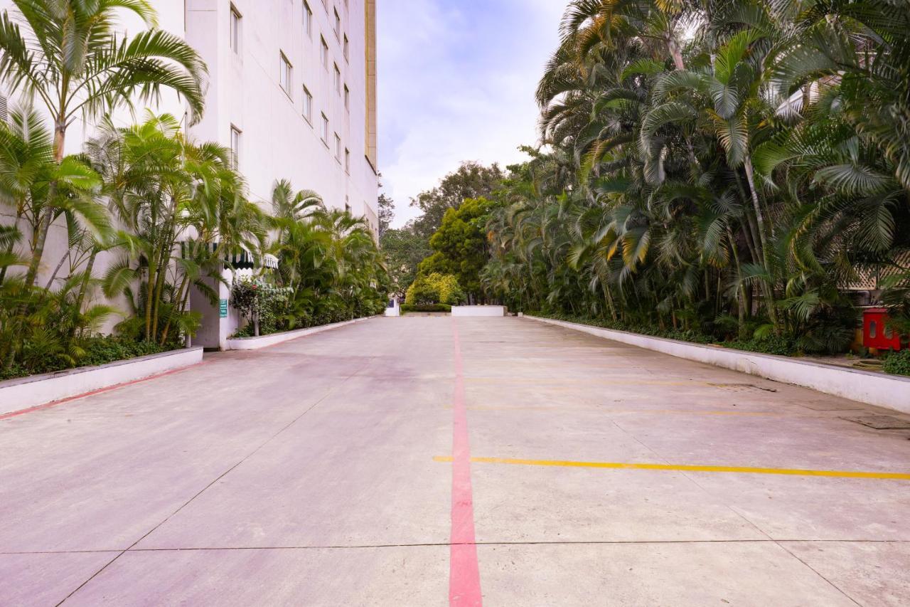 Lemon Tree Premier, Ulsoor Lake, Bengaluru Exterior photo