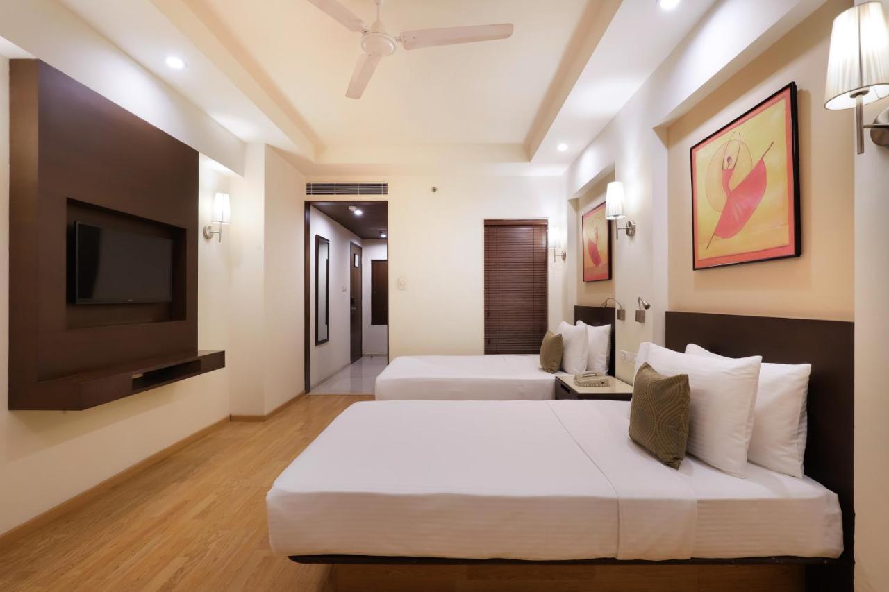 Lemon Tree Premier, Ulsoor Lake, Bengaluru Exterior photo