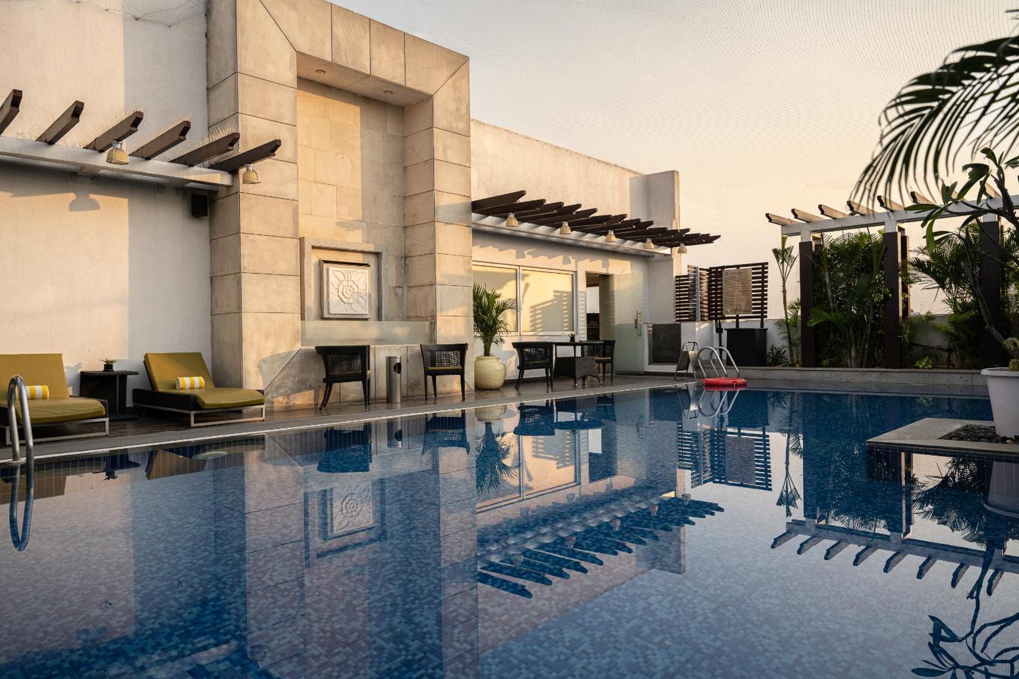 Lemon Tree Premier, Ulsoor Lake, Bengaluru Exterior photo