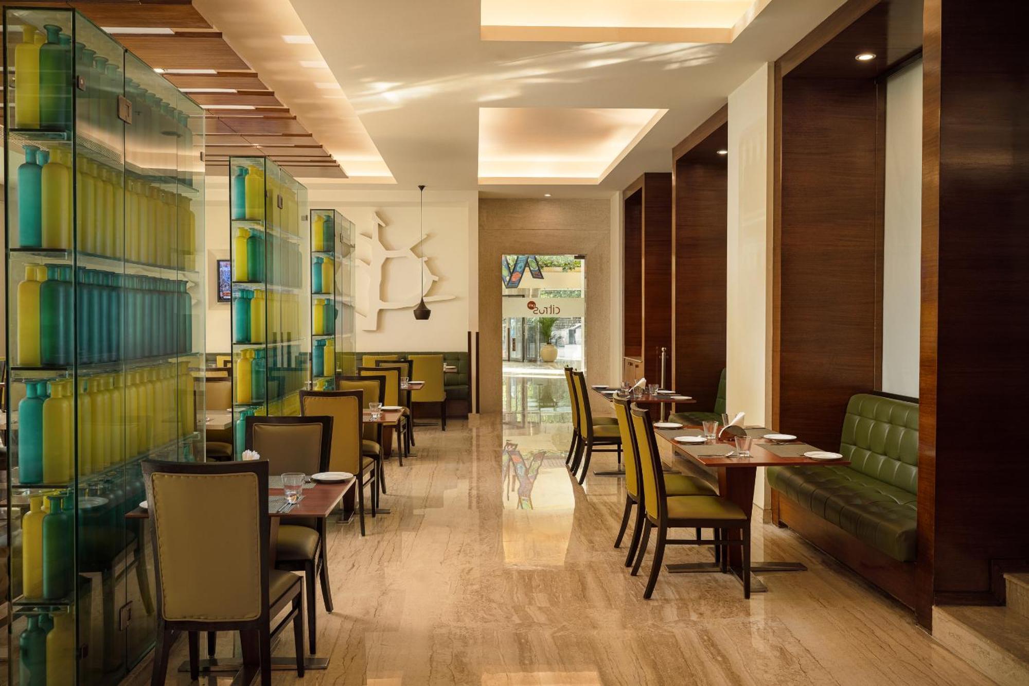 Lemon Tree Premier, Ulsoor Lake, Bengaluru Exterior photo