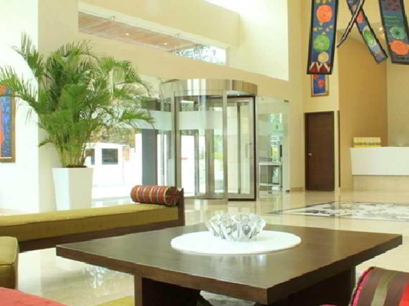 Lemon Tree Premier, Ulsoor Lake, Bengaluru Interior photo