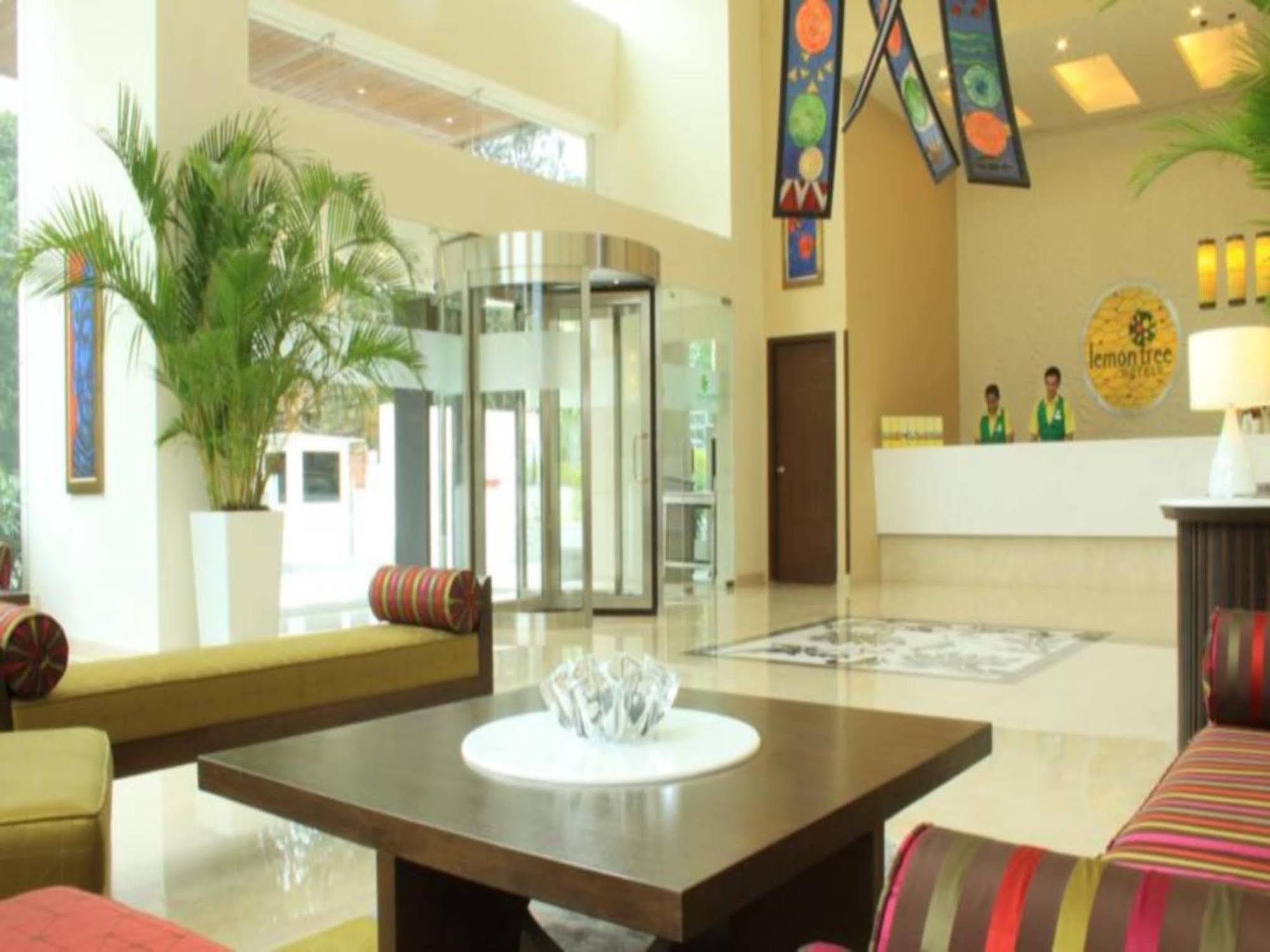 Lemon Tree Premier, Ulsoor Lake, Bengaluru Exterior photo